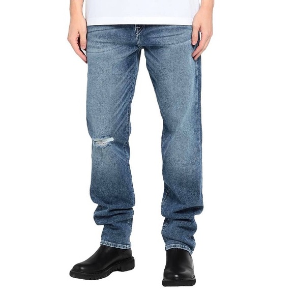 True Religion Geno Relaxed Slim Jeans - Picture 1 of 6